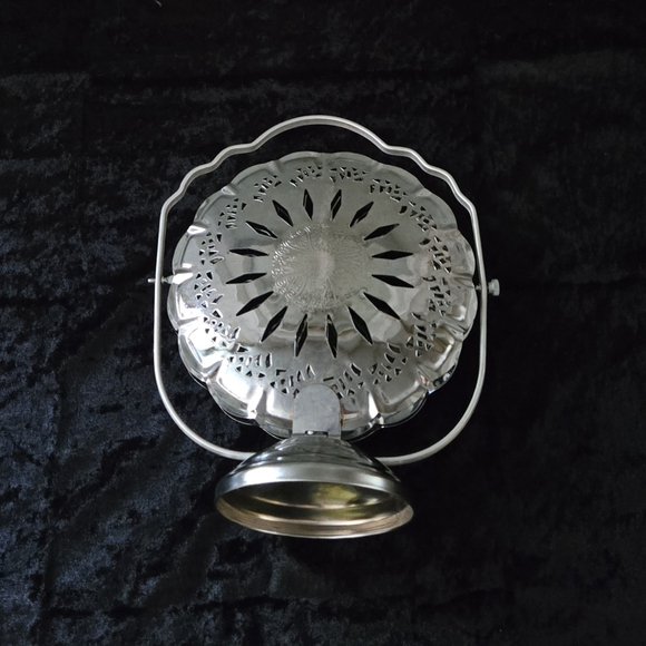 Vintage Silver Tone 3 Dish Candy Nut Stand Server - Picture 5 of 7